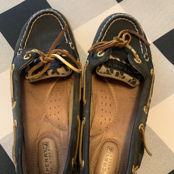 Sperry’s - Picture 2 of 4